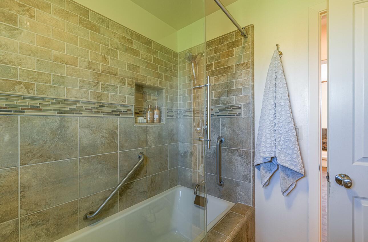 Detail Gallery Image 27 of 51 For 36121 Mile End Rd, Soledad,  CA 93960 - 2 Beds | 2 Baths