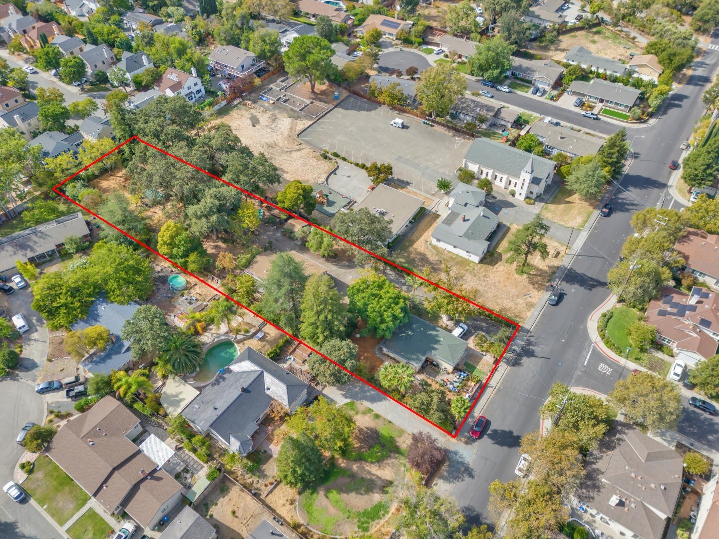 Detail Gallery Image 13 of 14 For 1725 Sunnyvale Ave, Walnut Creek,  CA 94597 - 4 Beds | 3 Baths