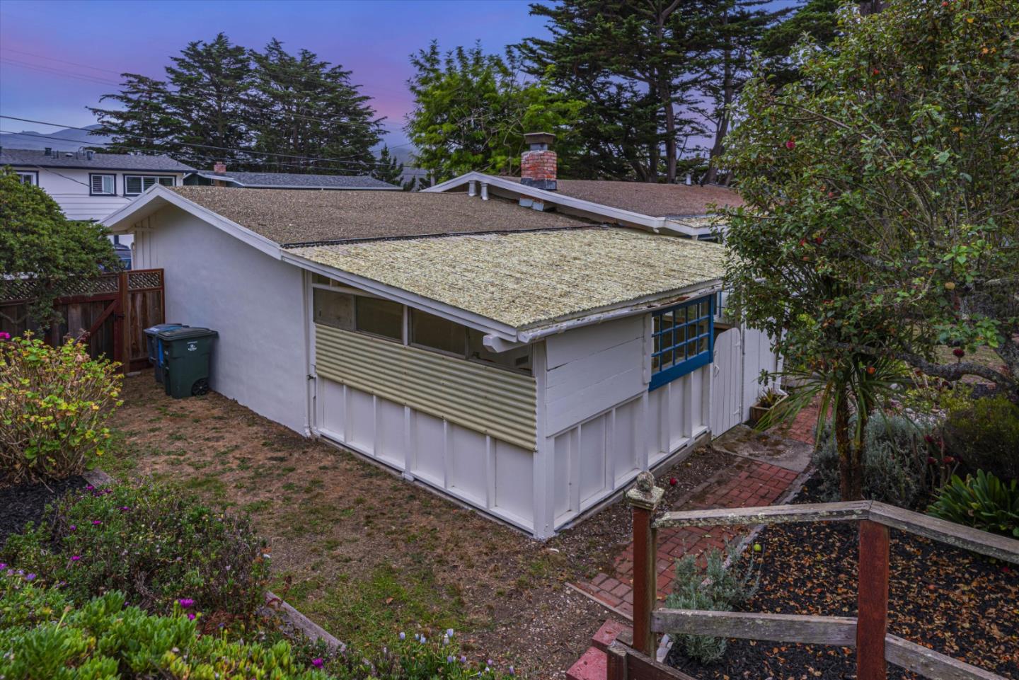 Detail Gallery Image 63 of 72 For 1087 View Way, Pacifica,  CA 94044 - 3 Beds | 2 Baths