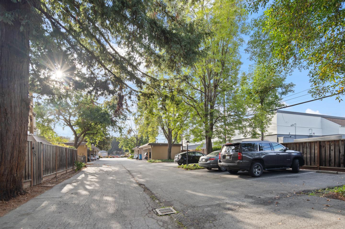 Detail Gallery Image 26 of 26 For 1312 Woodside Rd, Redwood City,  CA 94061 - 2 Beds | 2 Baths