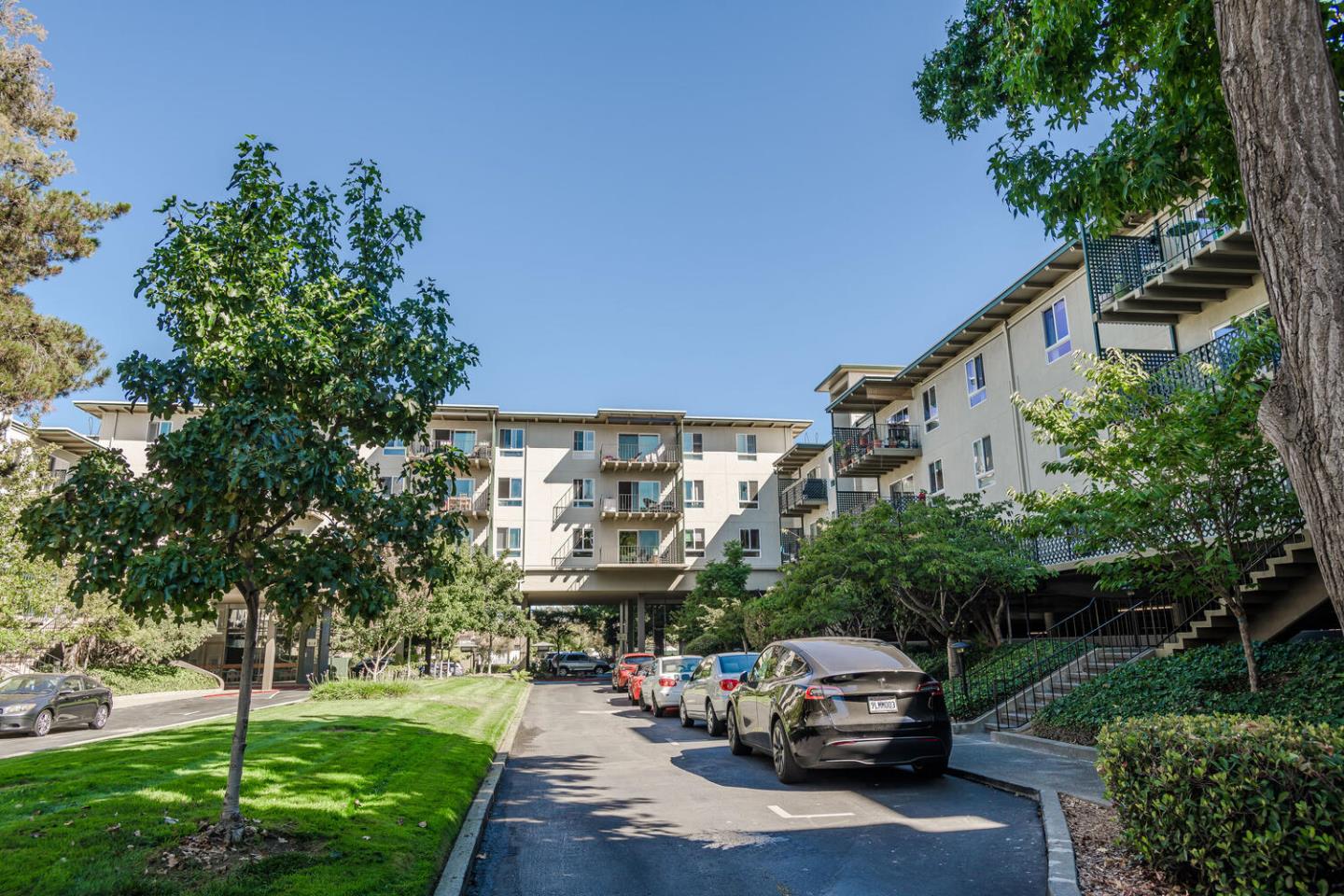 Detail Gallery Image 11 of 19 For 815 N Humboldt St #318,  San Mateo,  CA 94401 - 2 Beds | 1 Baths