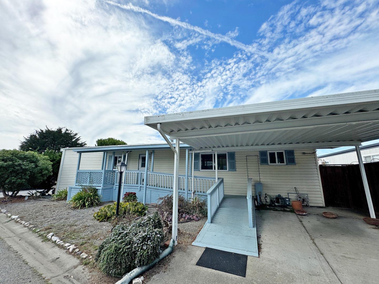 Detail Gallery Image 16 of 19 For 22 Sea Breeze Dr #22,  Half Moon Bay,  CA 94019 - 2 Beds | 2 Baths