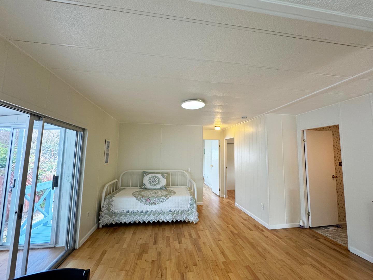 Detail Gallery Image 8 of 19 For 22 Sea Breeze Dr #22,  Half Moon Bay,  CA 94019 - 2 Beds | 2 Baths