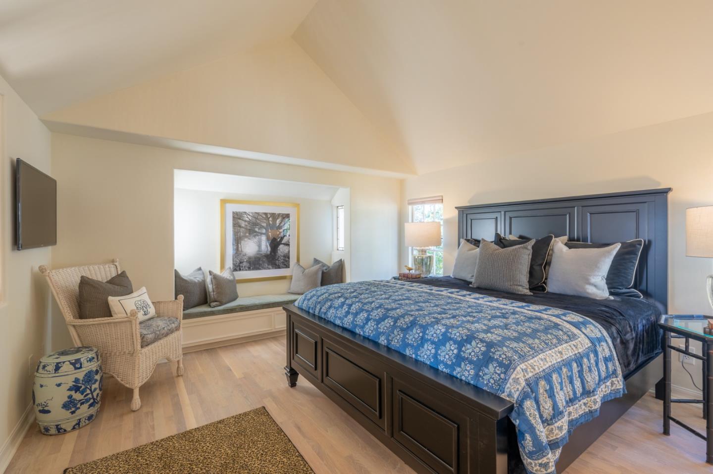 Detail Gallery Image 15 of 31 For 0 Casanova 4 Nw of 13th St, Carmel,  CA 93921 - 3 Beds | 3/1 Baths