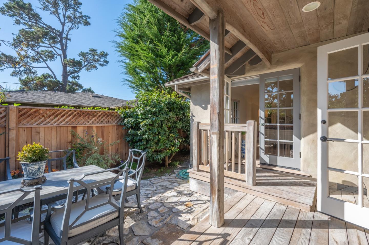 Detail Gallery Image 8 of 31 For 0 Casanova 4 Nw of 13th St, Carmel,  CA 93921 - 3 Beds | 3/1 Baths