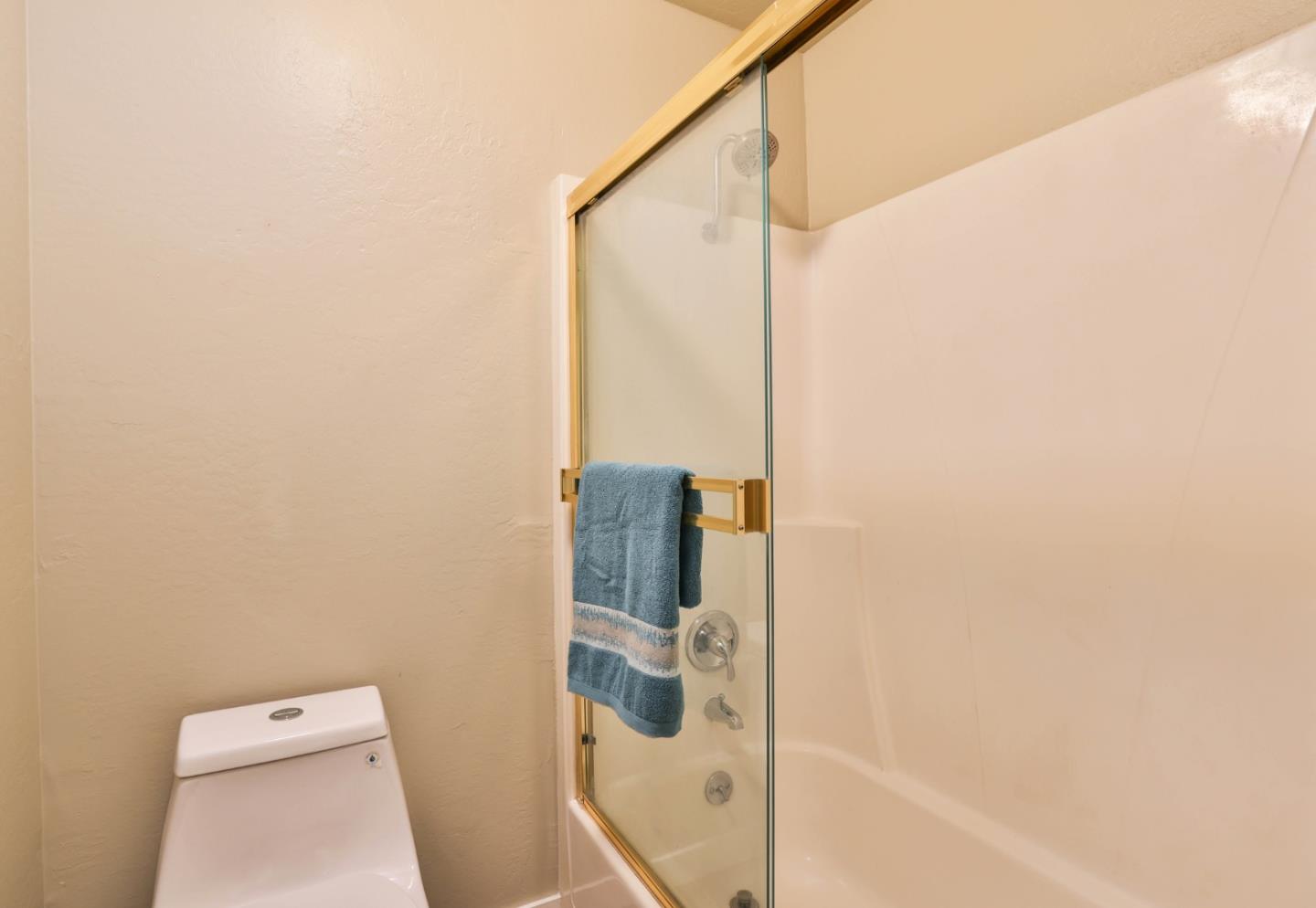 Detail Gallery Image 20 of 38 For 15400 Winchester Blvd #7,  Los Gatos,  CA 95030 - 3 Beds | 2/1 Baths