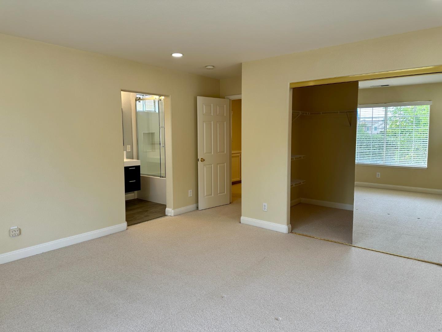 Detail Gallery Image 10 of 28 For 4710 Wilcox Ave, Santa Clara,  CA 95054 - 3 Beds | 2/1 Baths