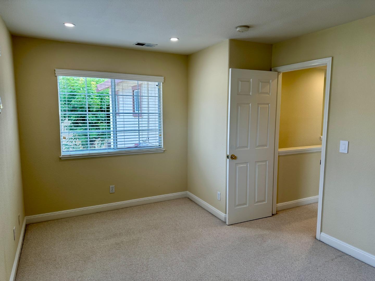 Detail Gallery Image 18 of 28 For 4710 Wilcox Ave, Santa Clara,  CA 95054 - 3 Beds | 2/1 Baths