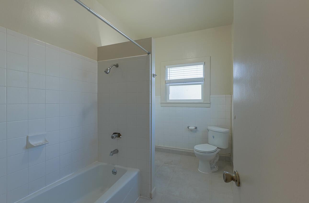 Detail Gallery Image 21 of 30 For 117 John St, Salinas,  CA 93901 - – Beds | – Baths