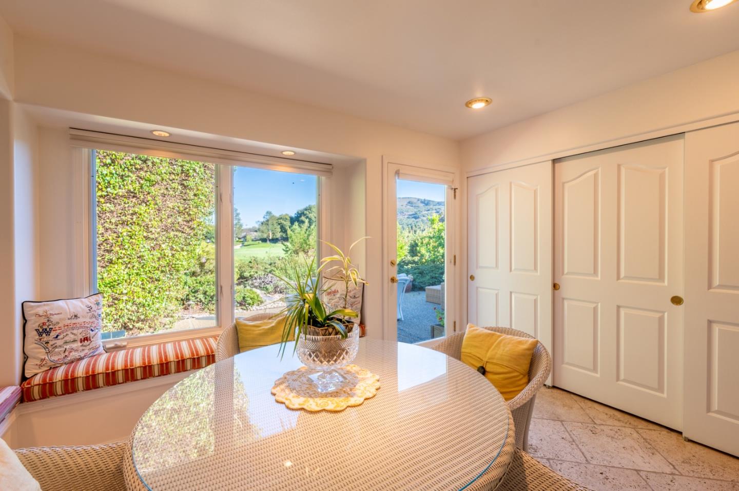 Detail Gallery Image 13 of 27 For 7032 Valley Greens Cir, Carmel,  CA 93923 - 3 Beds | 3/1 Baths