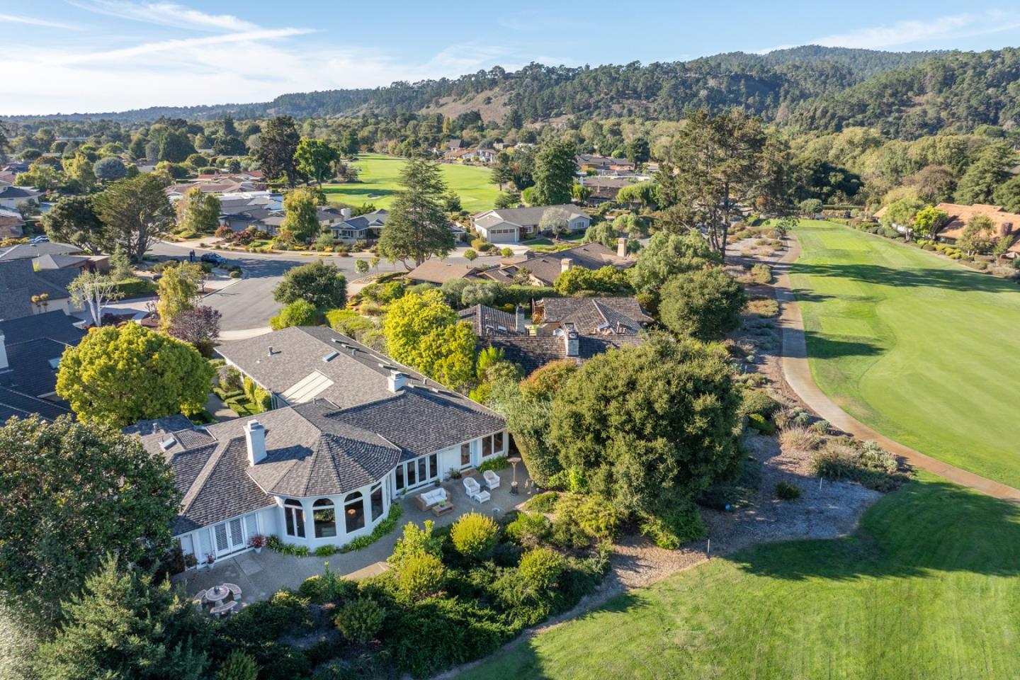 Detail Gallery Image 2 of 27 For 7032 Valley Greens Cir, Carmel,  CA 93923 - 3 Beds | 3/1 Baths