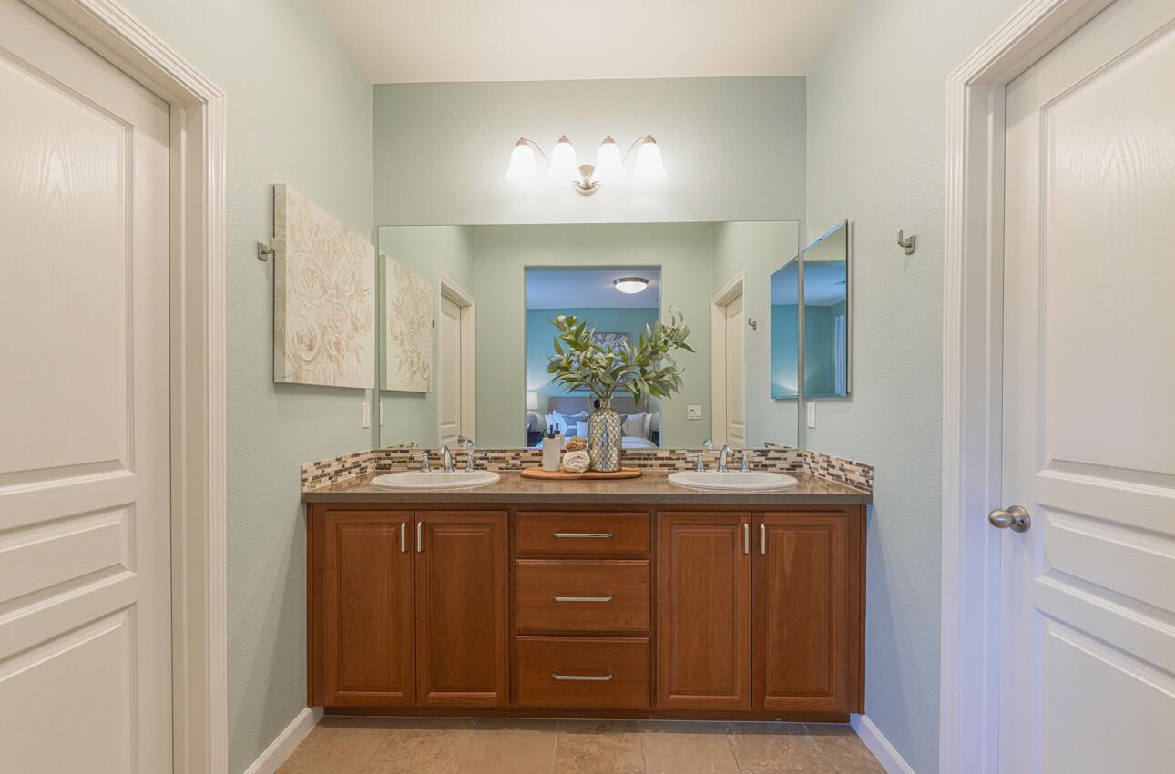 Detail Gallery Image 26 of 47 For 145 Atherton Loop, Aptos,  CA 95003 - 2 Beds | 2/1 Baths