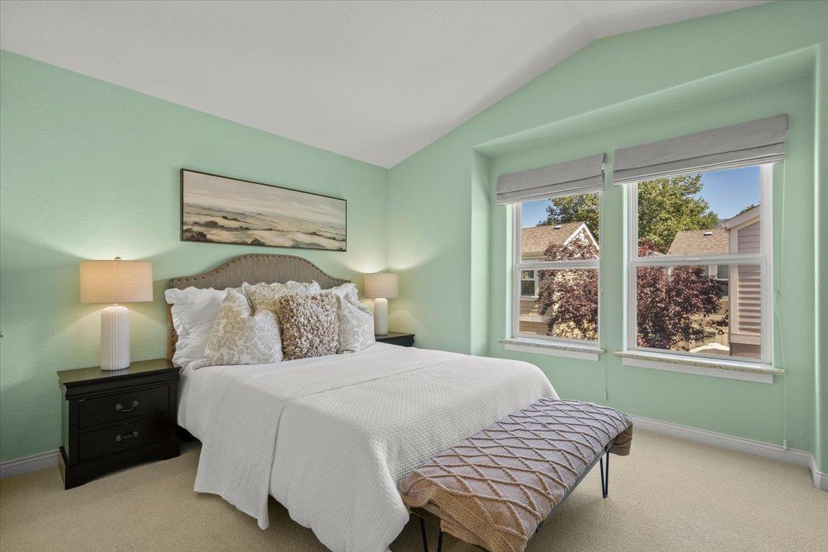 Detail Gallery Image 19 of 38 For 108 Creekside Village Dr, Los Gatos,  CA 95032 - 2 Beds | 2/1 Baths