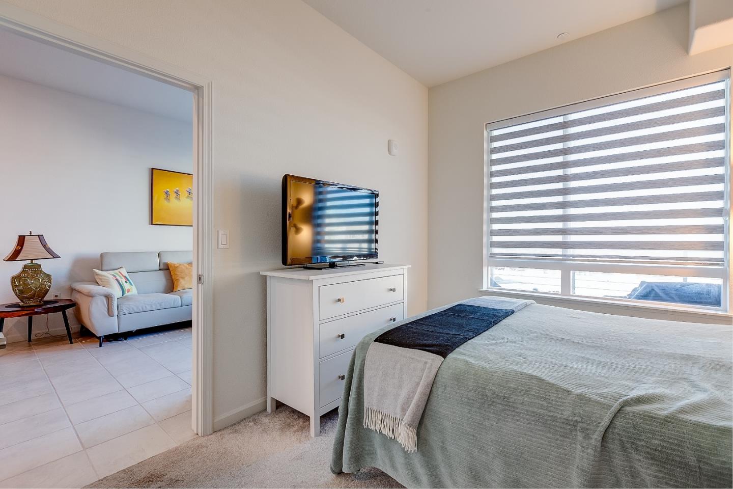 Detail Gallery Image 23 of 40 For 350 Llano De Los Robles Ave #2,  San Jose,  CA 95136 - 2 Beds | 1/1 Baths