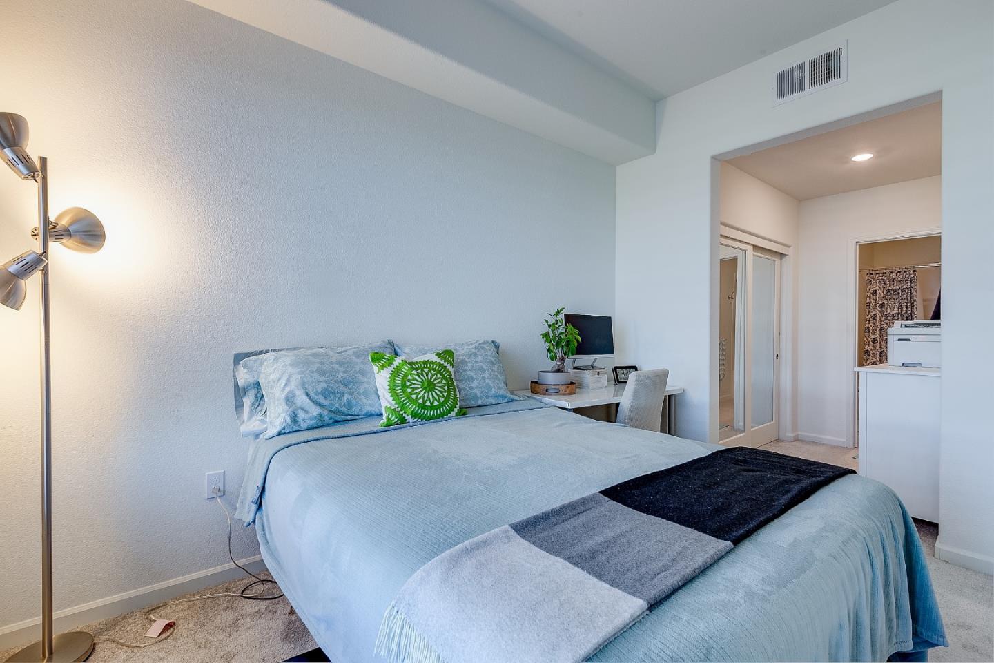 Detail Gallery Image 26 of 40 For 350 Llano De Los Robles Ave #2,  San Jose,  CA 95136 - 2 Beds | 1/1 Baths