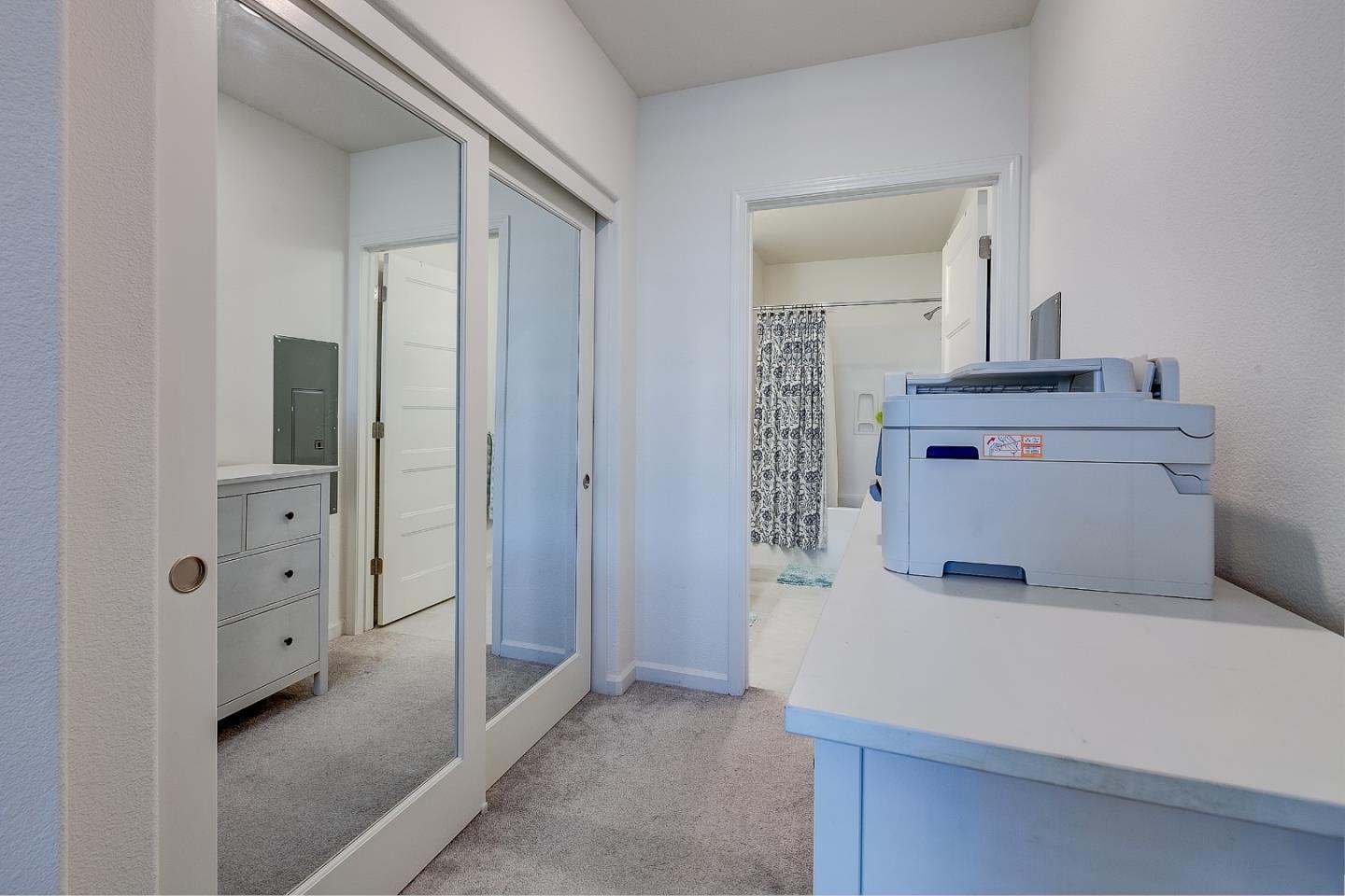 Detail Gallery Image 28 of 40 For 350 Llano De Los Robles Ave #2,  San Jose,  CA 95136 - 2 Beds | 1/1 Baths