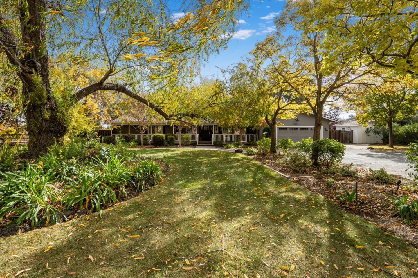 Detail Gallery Image 3 of 51 For 560 W Edmundson Ave, Morgan Hill,  CA 95037 - 4 Beds | 2/1 Baths