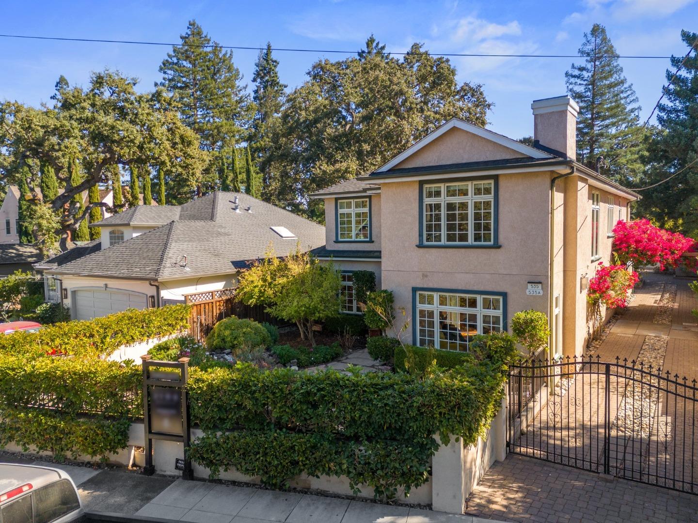 Detail Gallery Image 38 of 39 For 535 Arlington Rd, Redwood City,  CA 94062 - 4 Beds | 3/1 Baths