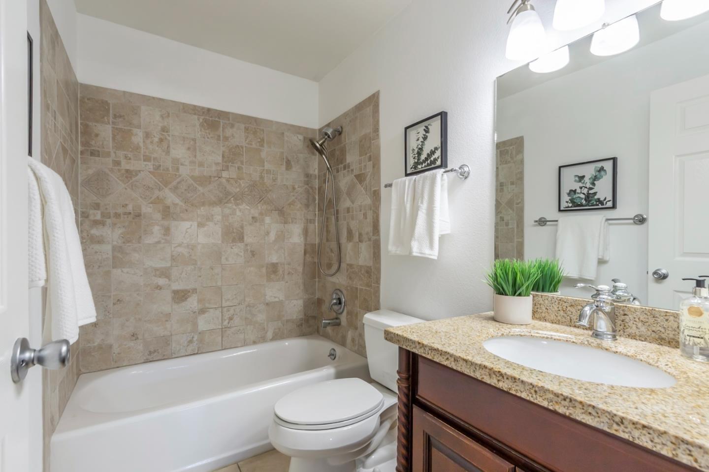 Detail Gallery Image 22 of 39 For 39931 Cedar Blvd #114,  Newark,  CA 94560 - 2 Beds | 2 Baths