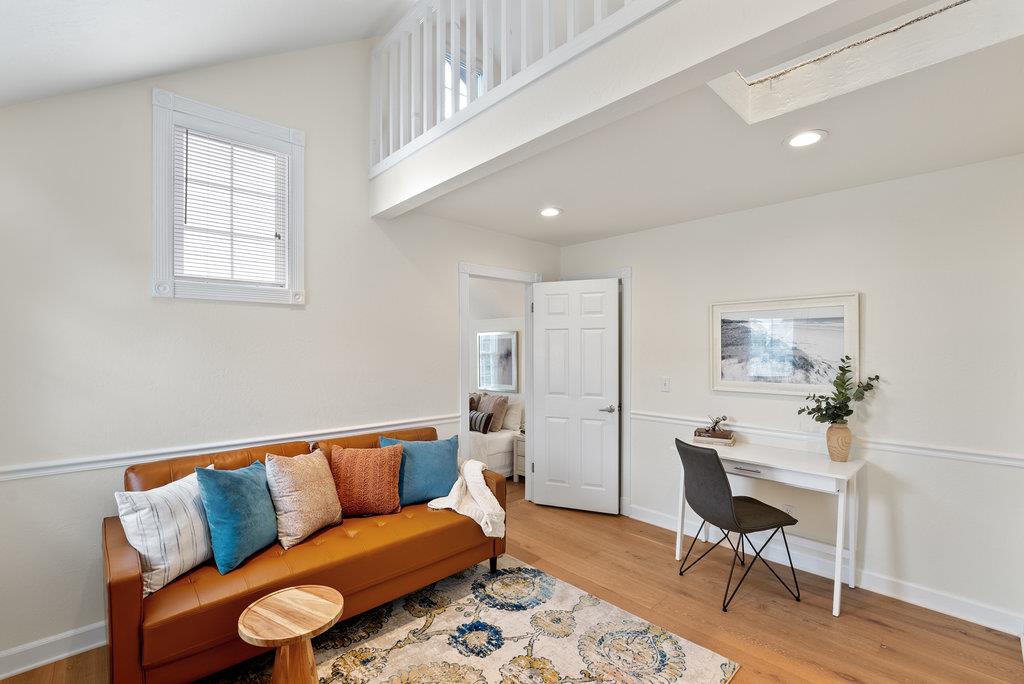 Detail Gallery Image 25 of 49 For 4550 Topaz St, Capitola,  CA 95010 - 3 Beds | 2/1 Baths