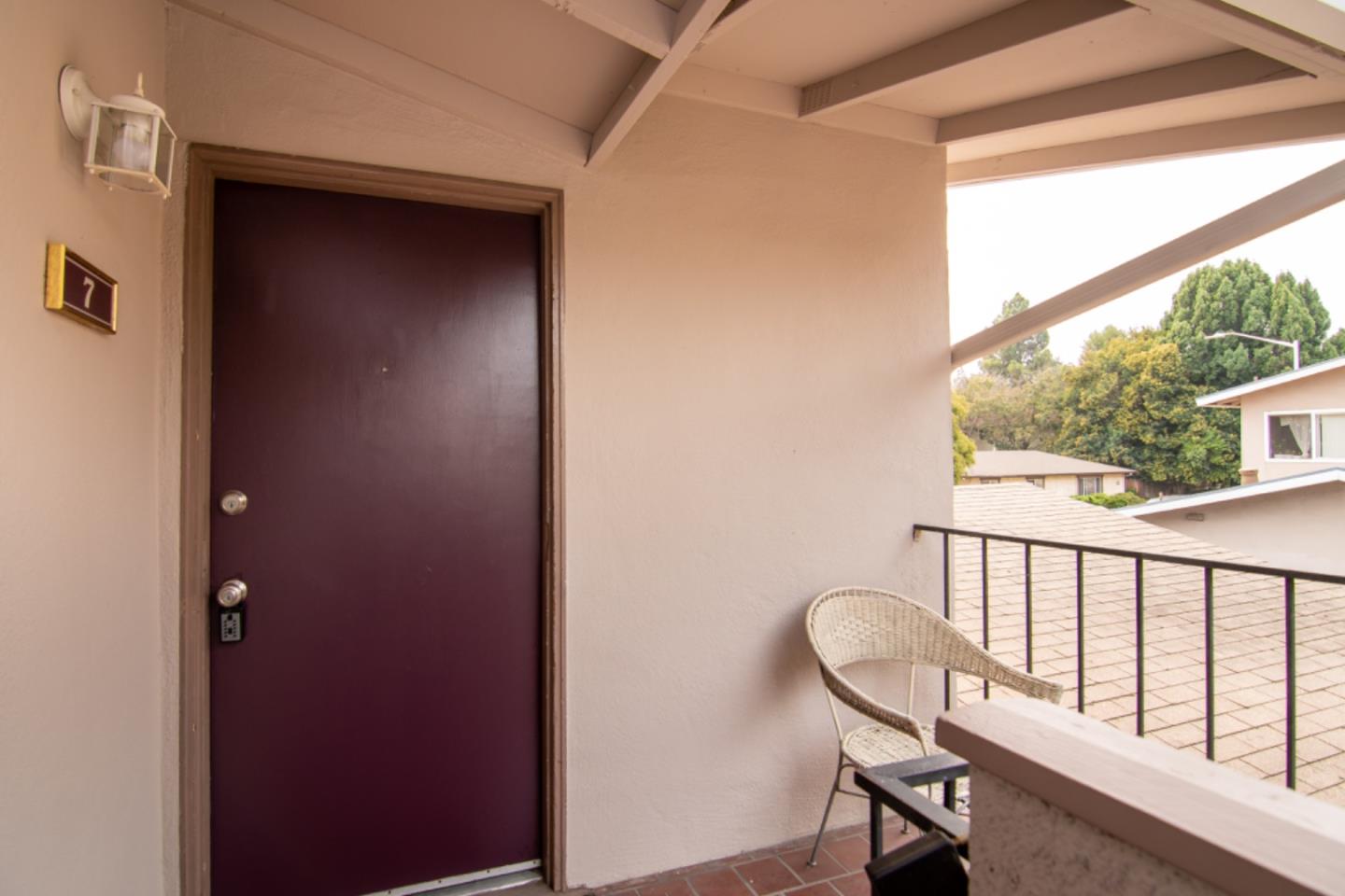 Detail Gallery Image 1 of 7 For 3569 Agate Dr #7,  Santa Clara,  CA 95051 - 2 Beds | 1/1 Baths