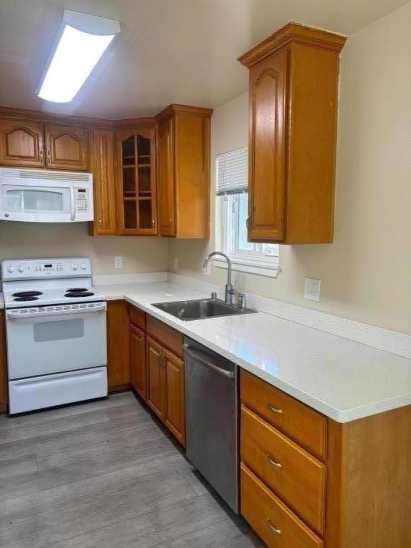 Detail Gallery Image 5 of 22 For 3569 Agate Dr #7,  Santa Clara,  CA 95051 - 2 Beds | 1/1 Baths