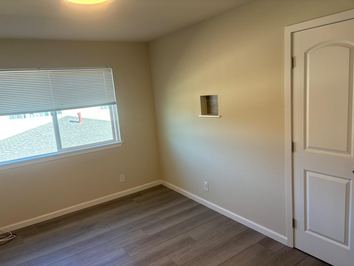 Detail Gallery Image 9 of 19 For 3569 Agate Dr #7,  Santa Clara,  CA 95051 - 2 Beds | 1/1 Baths