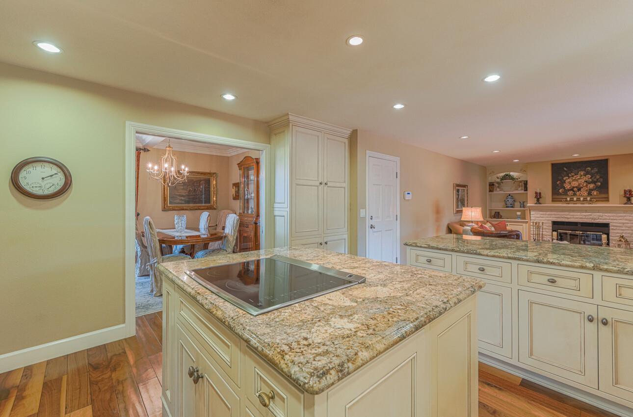 Detail Gallery Image 14 of 51 For 22544 Oak Canyon Rd, Salinas,  CA 93908 - 3 Beds | 2 Baths