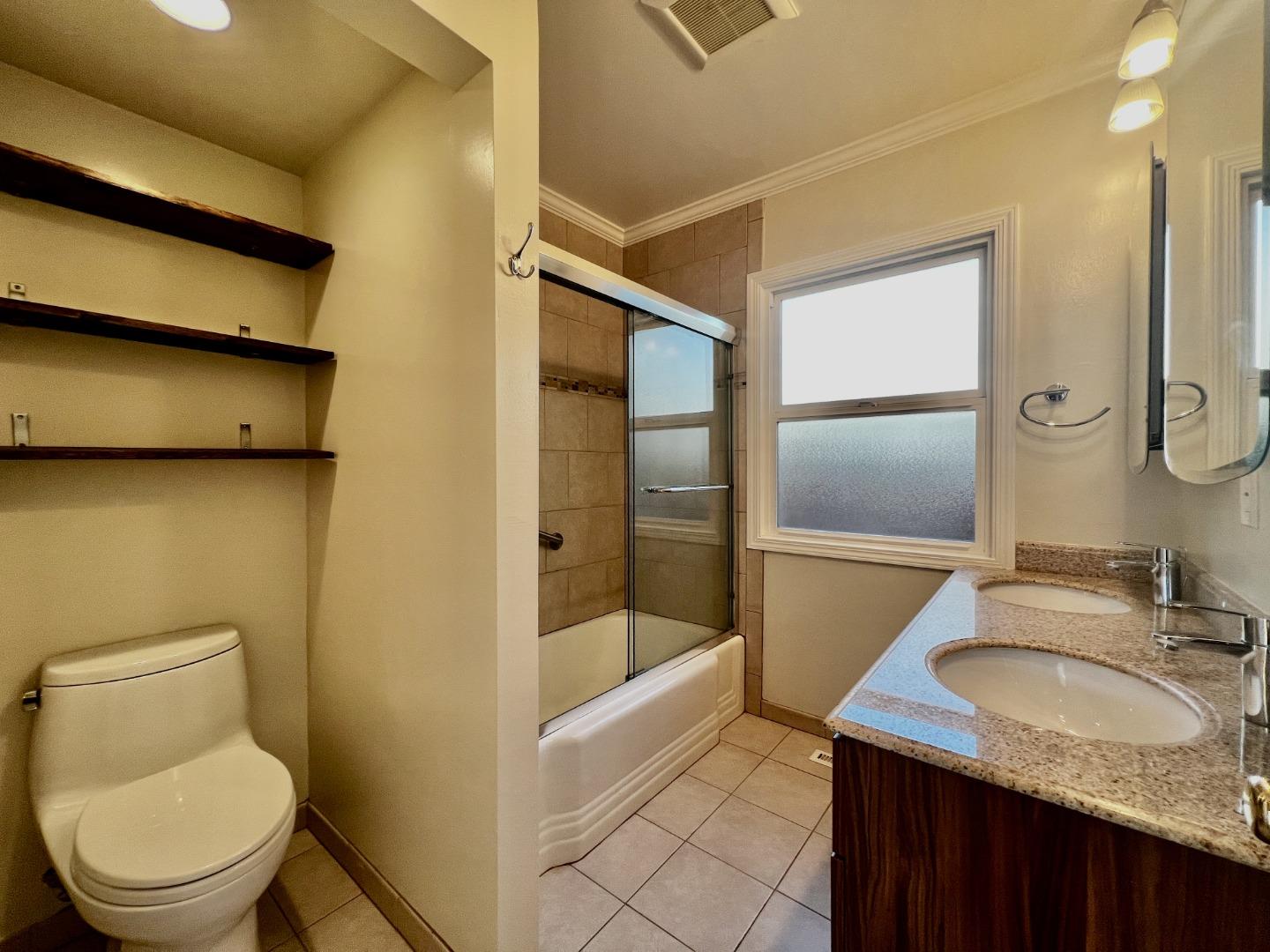 Detail Gallery Image 21 of 30 For 536 E Capistrano Way, San Mateo,  CA 94402 - 2 Beds | 1/1 Baths