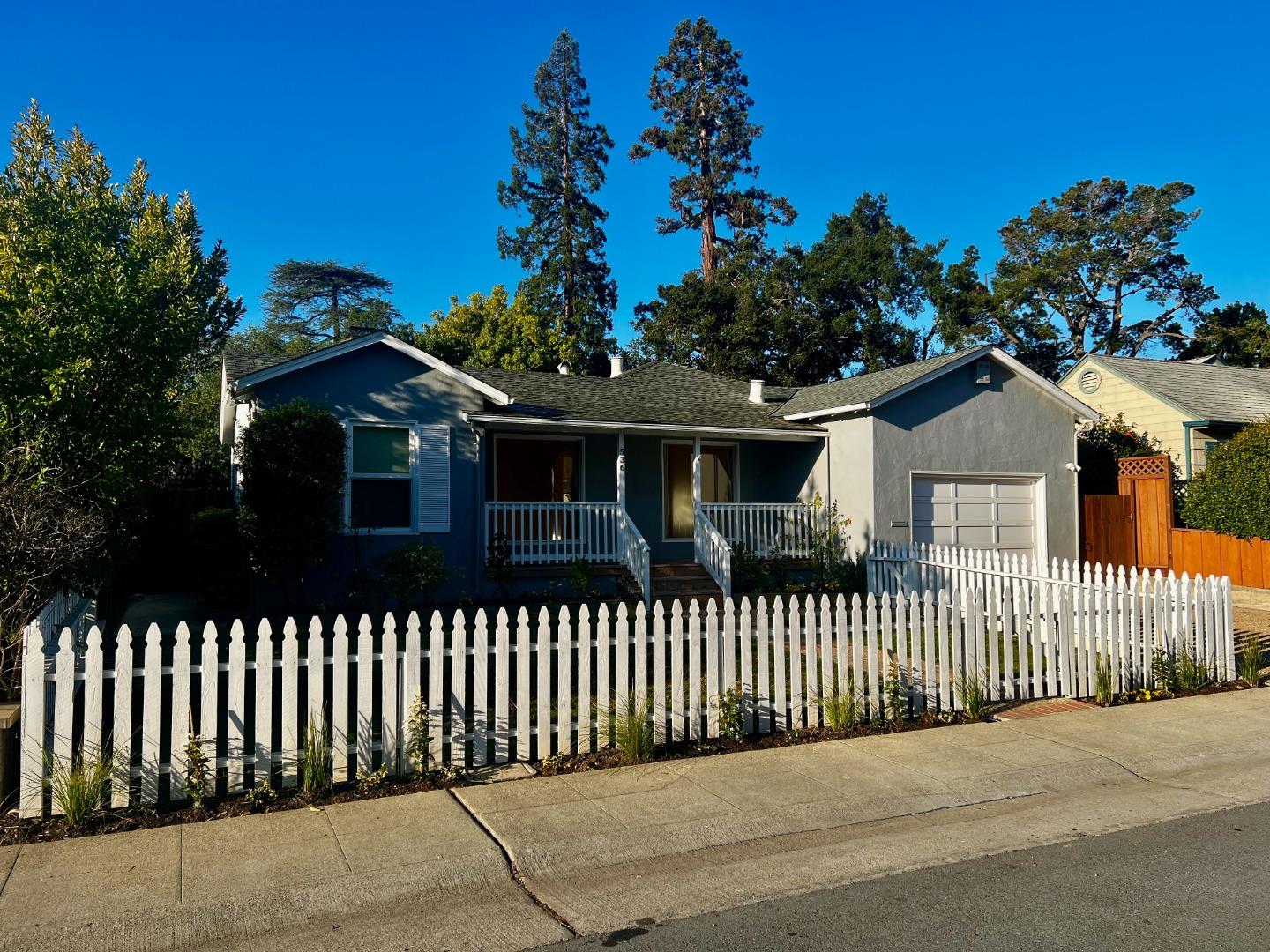 Detail Gallery Image 5 of 30 For 536 E Capistrano Way, San Mateo,  CA 94402 - 2 Beds | 1/1 Baths