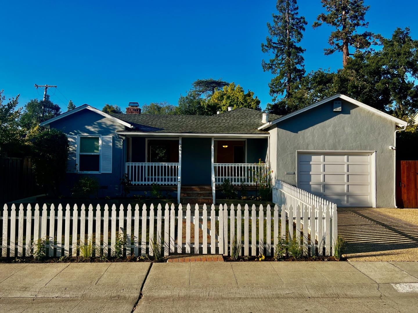 Detail Gallery Image 6 of 30 For 536 E Capistrano Way, San Mateo,  CA 94402 - 2 Beds | 1/1 Baths