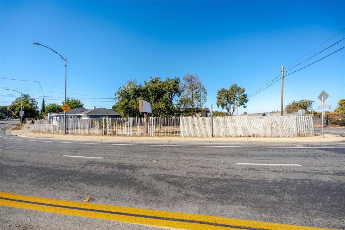 Detail Gallery Image 2 of 15 For 0 E Hedding St, San Jose,  CA 95112 - – Beds | – Baths