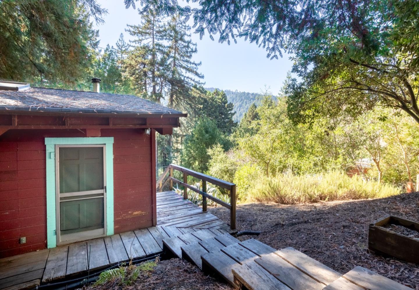 Detail Gallery Image 11 of 32 For 429 Fairview Ave, Boulder Creek,  CA 95006 - 2 Beds | 2 Baths