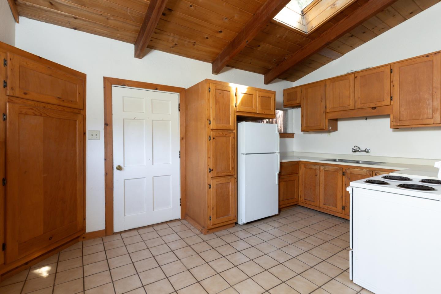 Detail Gallery Image 3 of 32 For 429 Fairview Ave, Boulder Creek,  CA 95006 - 2 Beds | 2 Baths