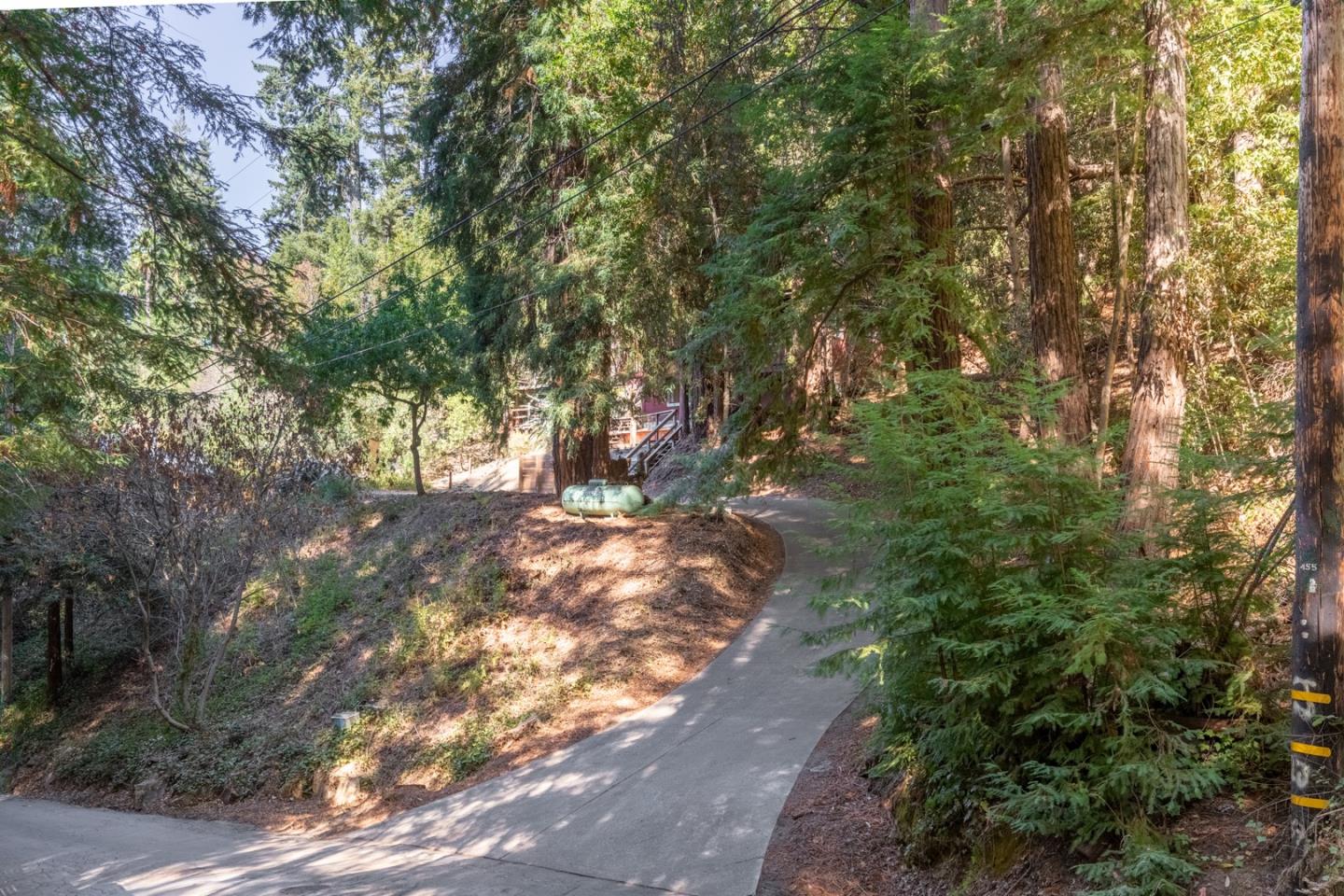 Detail Gallery Image 30 of 32 For 429 Fairview Ave, Boulder Creek,  CA 95006 - 2 Beds | 2 Baths