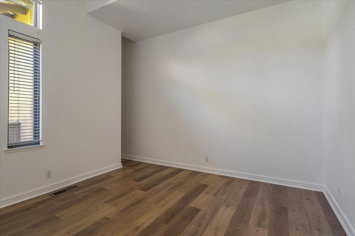 Detail Gallery Image 23 of 46 For 43551 Mission Blvd #102,  Fremont,  CA 94539 - – Beds | – Baths