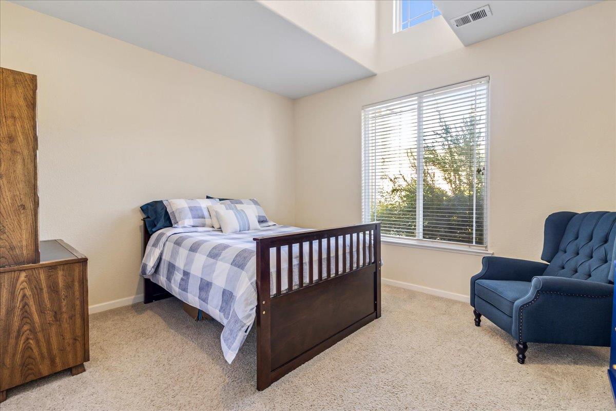 45126 Palomino Rd
