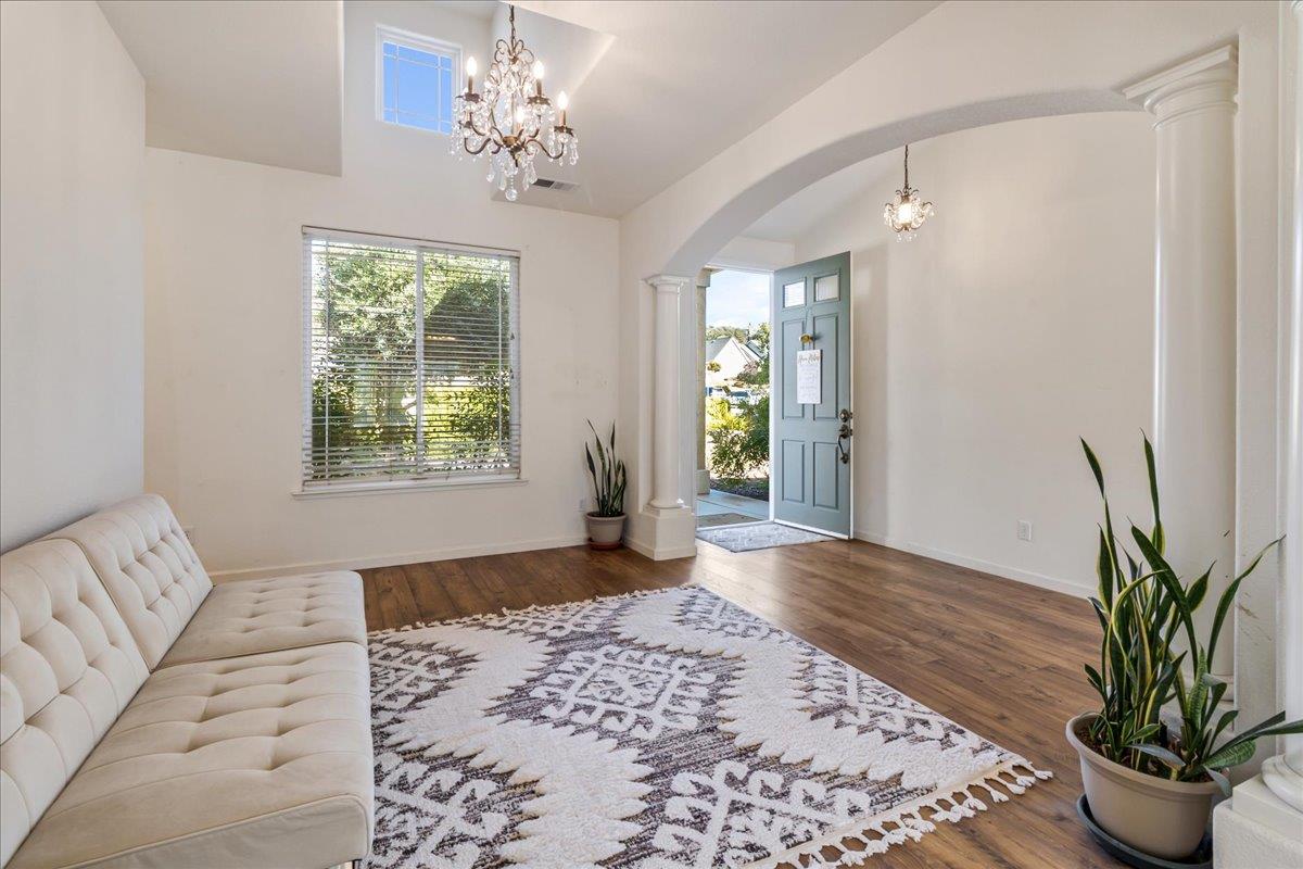 45126 Palomino Rd