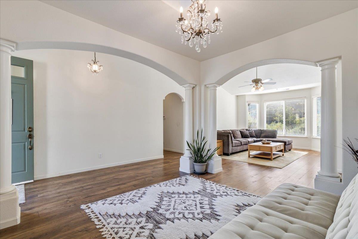 45126 Palomino Rd