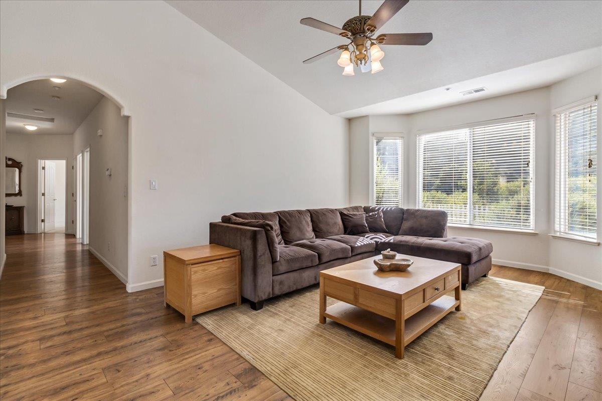 45126 Palomino Rd