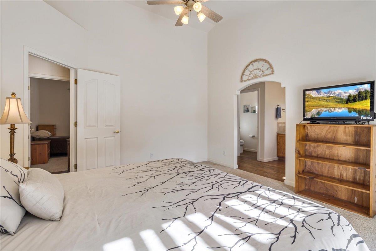 45126 Palomino Rd