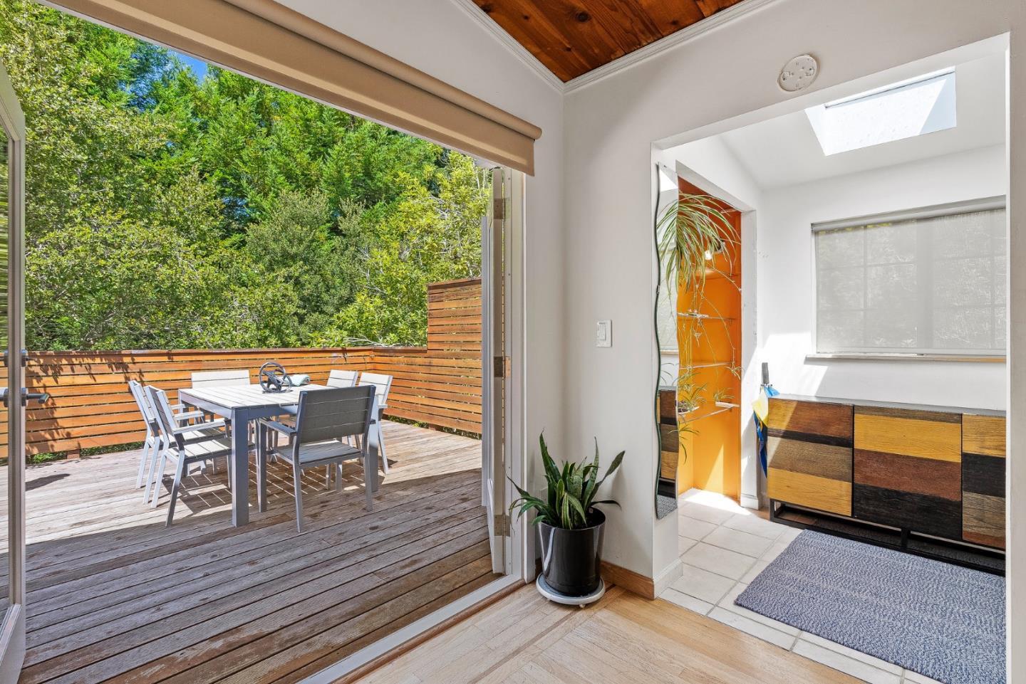 Detail Gallery Image 4 of 47 For 329 Loyola Dr, Aptos,  CA 95003 - 3 Beds | 2 Baths