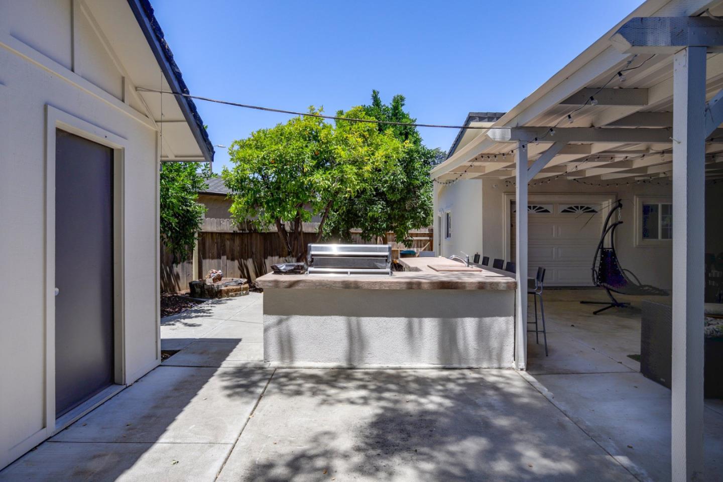 Detail Gallery Image 24 of 34 For 60 Monte Vista Way, Gilroy,  CA 95020 - 4 Beds | 2/1 Baths