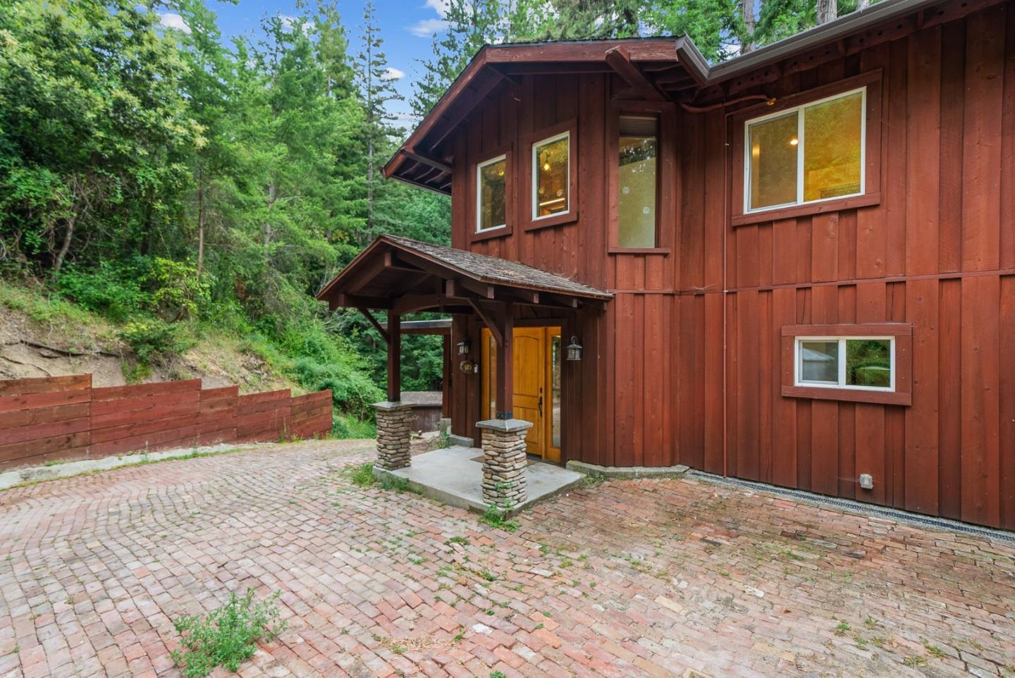 Detail Gallery Image 24 of 91 For 975 Logan Creek Rd, Boulder Creek,  CA 95006 - 4 Beds | 3 Baths
