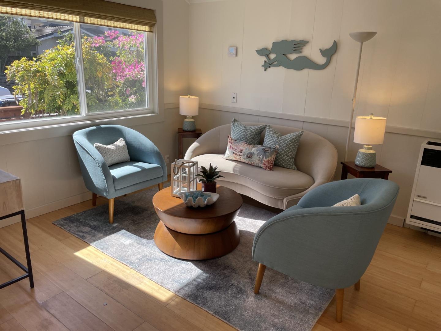 Detail Gallery Image 8 of 22 For 3427 Saint Deyns St, Santa Cruz,  CA 95062 - 2 Beds | 1/1 Baths