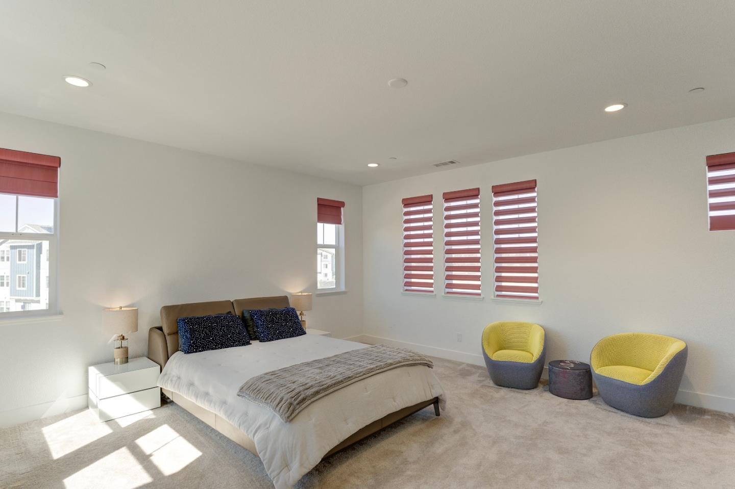 Detail Gallery Image 13 of 31 For 286 Beacon Dr, Marina,  CA 93933 - 3 Beds | 2/1 Baths