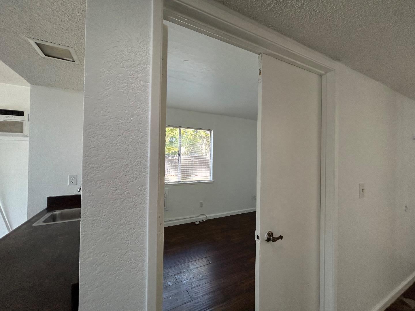 Detail Gallery Image 11 of 34 For 3079 Parody Way, Sacramento,  CA 95833 - 4 Beds | 2/1 Baths