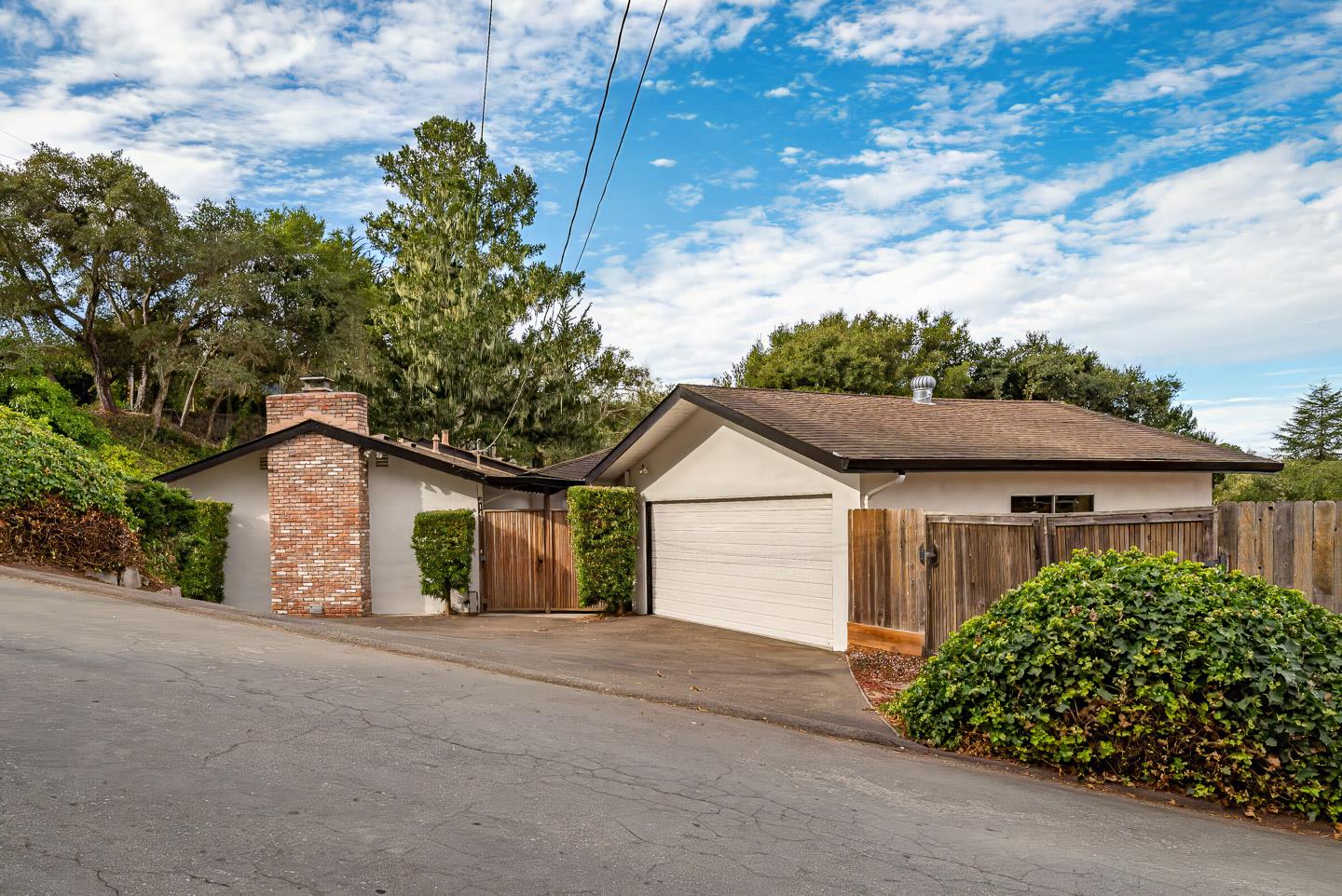 Detail Gallery Image 4 of 46 For 314 Bowen Ave, Aptos,  CA 95003 - 3 Beds | 2 Baths