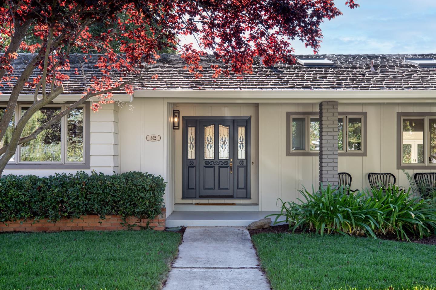 Detail Gallery Image 3 of 19 For 862 Renetta Ct, Los Altos,  CA 94024 - 3 Beds | 3/1 Baths