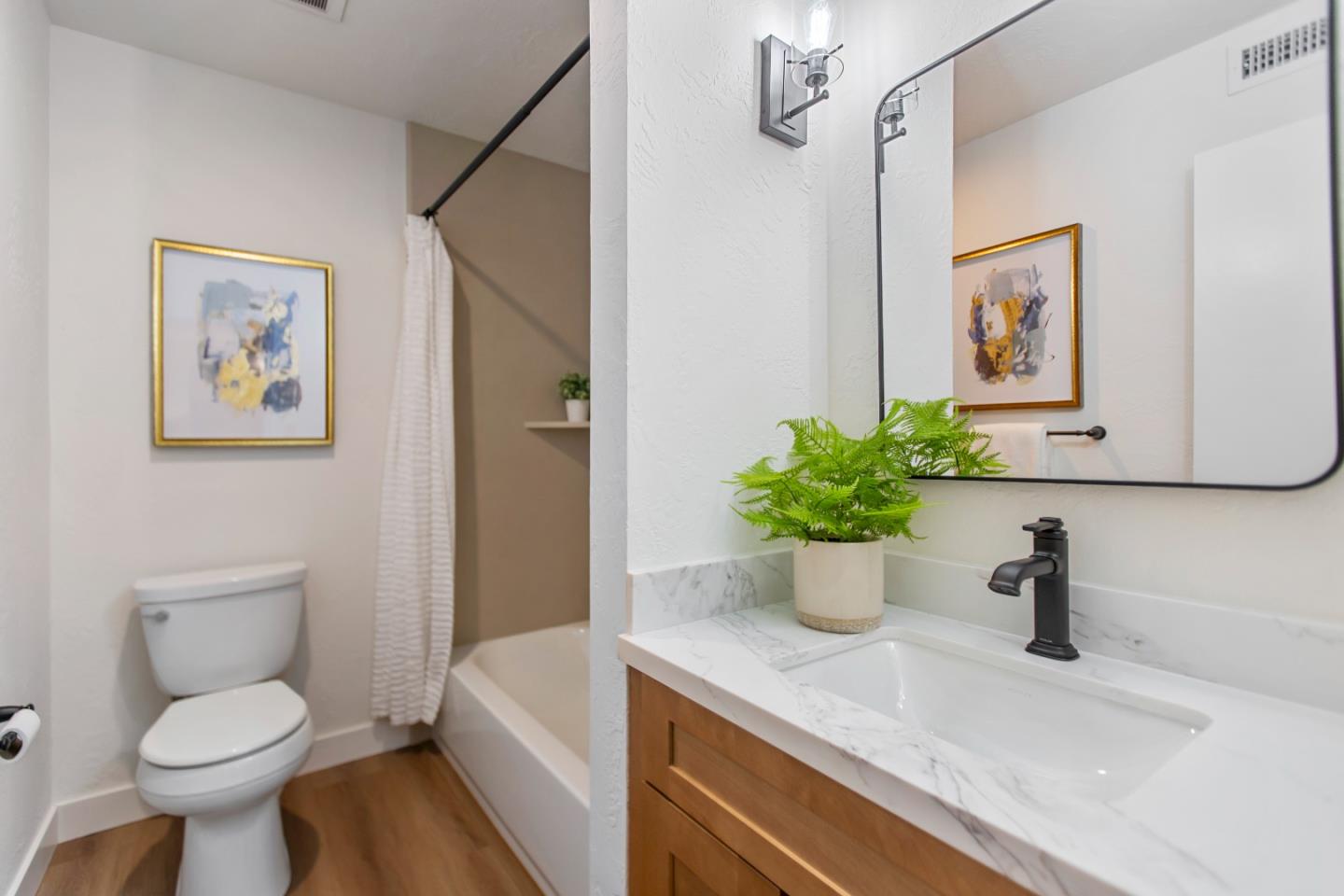 Detail Gallery Image 13 of 27 For 420 Alberto Way #4,  Los Gatos,  CA 95032 - 1 Beds | 1 Baths